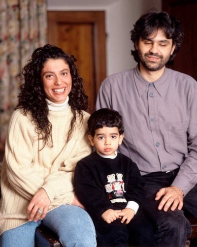 Enrica Cenzatti with his ex-husband Andrea Bocelli and their children Amos